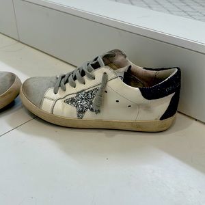 KNOCK-OFF Golden Goose.